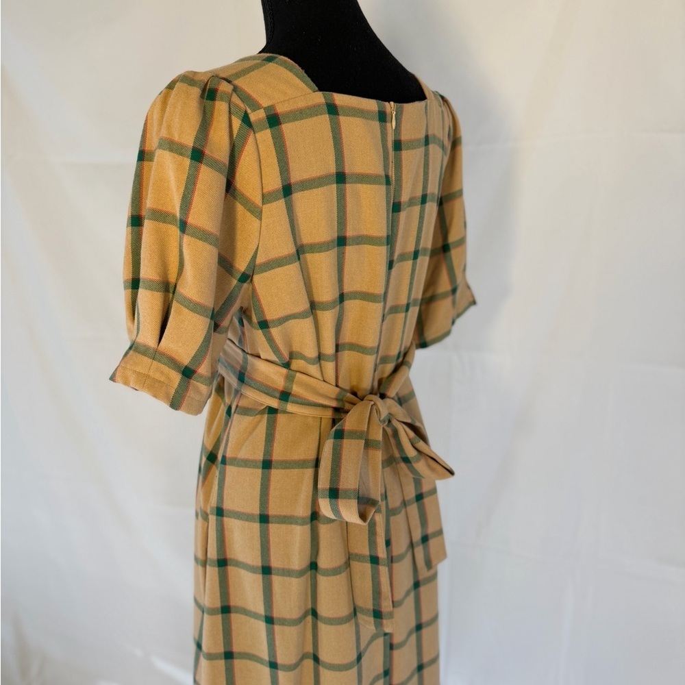Six Crisp Days Nowe Midi Dress, size large. - Picture 5 of 9